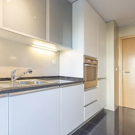 Your Parque Nacoes * Lissabon