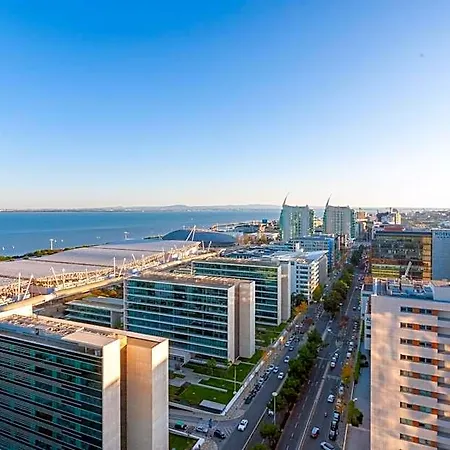 Apartment Your Parque Das Nacoes Lissabon