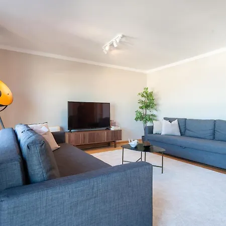 Apartment Your Parque Das Nacoes Lisbon