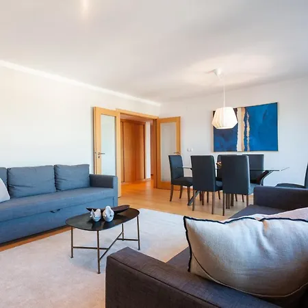 Апартаменты Your Parque Nacoes