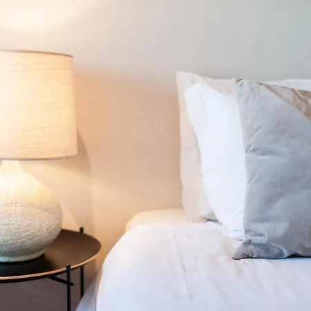 Your Parque Nacoes * Лиссабон