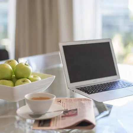 Your Parque Nacoes Апартаменты *