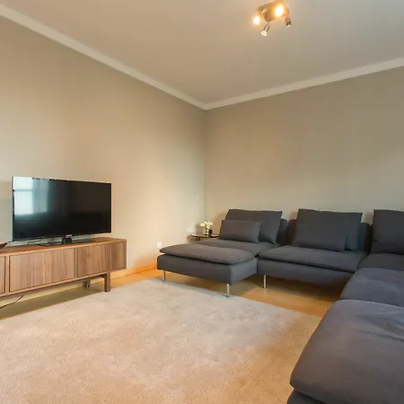 Your Parque Nacoes Апартаменты *