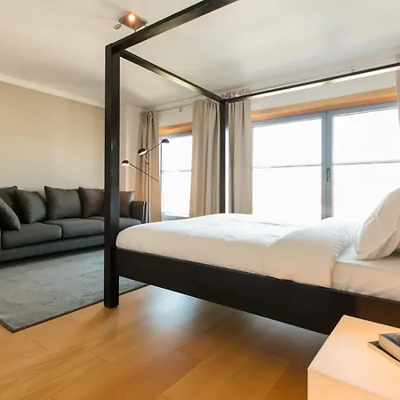 Your Parque Nacoes * Лиссабон